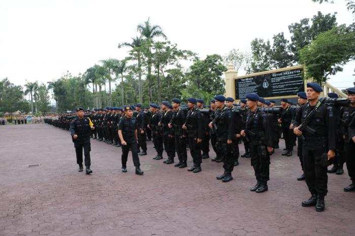 Wakapolda Sumut Lepas Pasukan Brimob Sumut Amankan Pilkada Serentak di Aceh