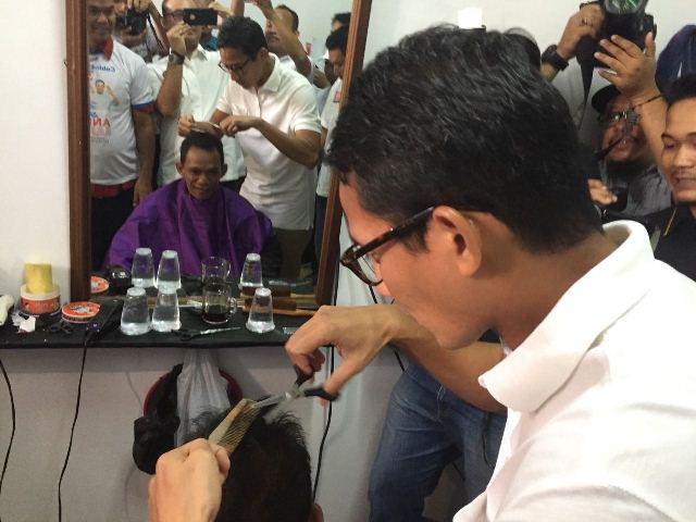 Maksimalkan Pengusaha Kecil, Tim Anies-Sandi Lakukan Cukur Rambut Gratis 100 Titik Jakarta