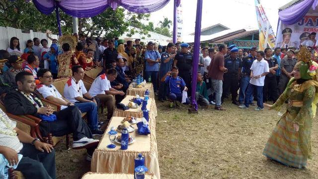 Reses, Prananda Surya Paloh Gelar Jalan Santai Bersatu dalam Kebhinekaan