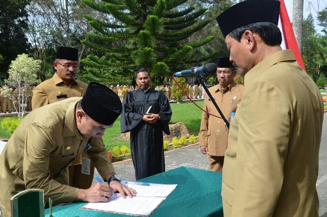 Pemkab Langkat Lantik 727 Pejabat Eselon III dan IV