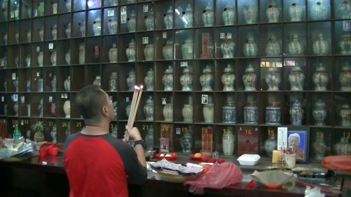 Sehari Jelang Imlek, Etnis Tionghoa di Binjai Gelar Sembahyang Arwah
