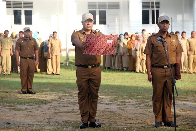 Wabup Labuhanbatu:Hukuman Disiplin untuk Membina PNS yang Lakukan Pelanggaran
