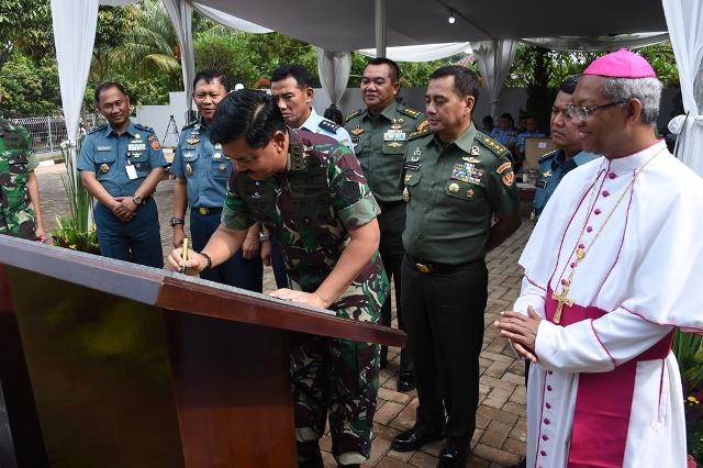 Panglima TNI Resmikan Gereja Katolik Bunda Maria Fatima