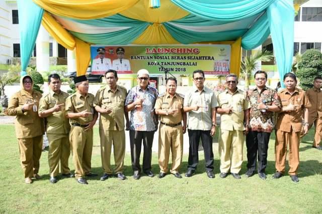 Wakil Walikota Tanjungbalai Launching Pendistribusian Bansos Rastra Tahun 2018