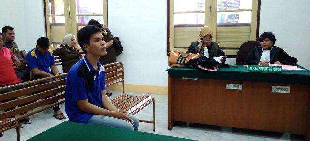 Remaja Lelaki Ini Jual Jasa Prostitusi 3 Teman SMA-nya Via Online ke Petugas Polda Sumut