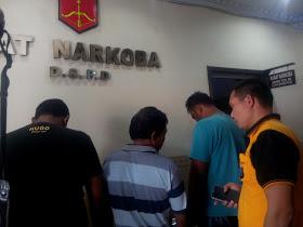 Waduh, Oknum Guru SD di Tanjung Morawa Pesta Sabu Bersama Dua Mantan Muridnya