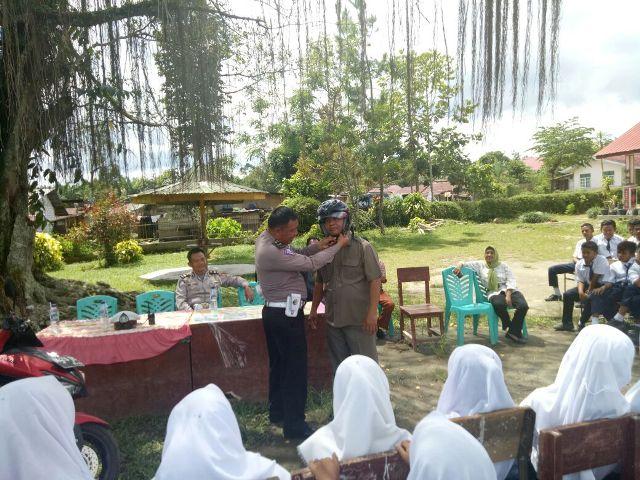 Unit Dikyasa Satlantas Polres Simalungun Gelar Penyuluhan ke SMP Swasta Islam Kebun Bah Birong Ulu