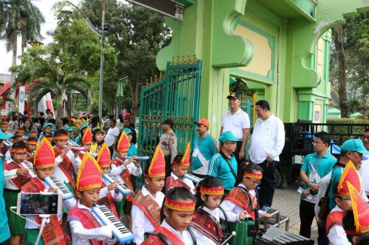 Walikota Medan Lepas Peserta Jalan Sehat