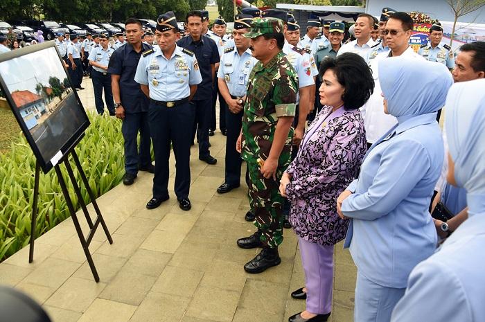 Panglima TNI Resmikan Taman Halim dan Monumen Pesawat R-28