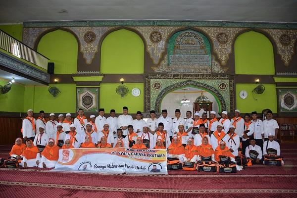 Bupati Langkat Berangkatkan 6 Anggota Korpri, 35 Penggali Kubur dan Bilal Mayit Umroh ke Tanah Suci