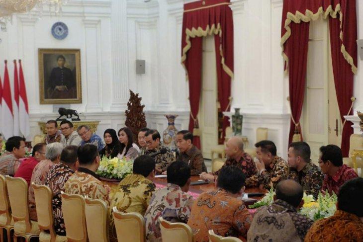 Terima Pengusaha Beras, Presiden Jokowi Dilapori Harga dan Stok Aman