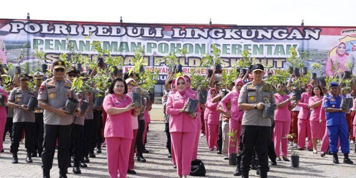 Kapolda Sumut Martuani Sormin Tanam 1500 Bibit Pohon di SPN Hinai Langkat