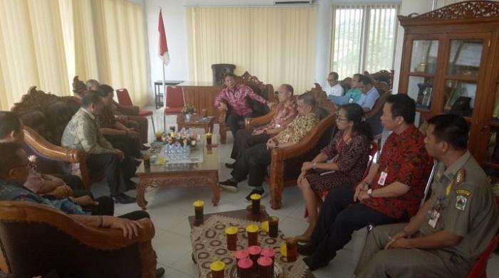 Pimpin Rapat Perdana di Tahun 2020, Bupati Nias Utara Minta OPD Introspeksi Diri