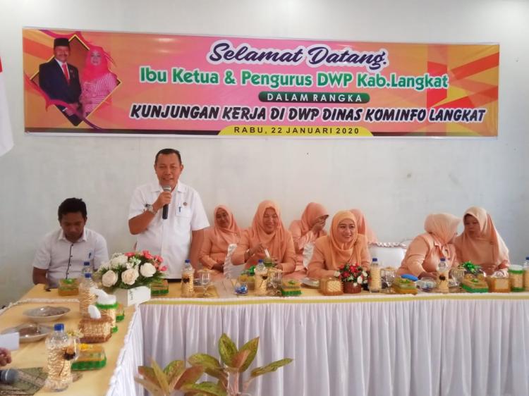 Bangun Loyalitas, DWP Langkat Lakukan Pembinaan ke DWP Diskominfo