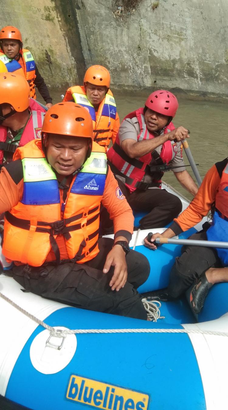 Antisipasi Banjir, Kapolrestabes Medan Imbau Warga Tidak Membuang sampah ke Sungai 