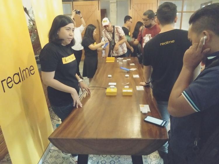 Realme Buds Air Resmi Meluncur di Medan