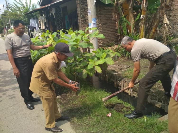 Polsek Medan Area Peduli Lingkungan dan Antisipasi Bencana Alam