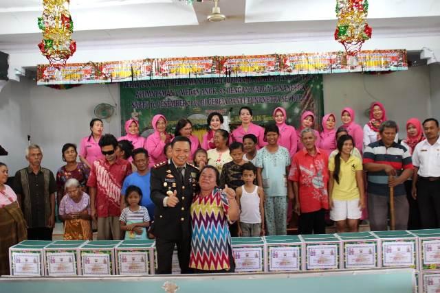 Kapolres Sergai Berbagi Kasih Natal ke Gereja Panti Sosial Tuna Netra di Perbaungan