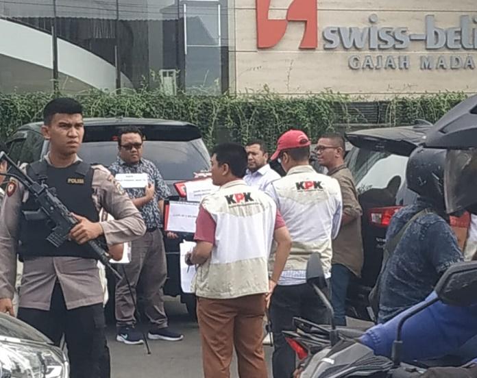 15 Personil KPK Rekonstruksi di Hotel Swiss Belinn Jalan Gajah Mada Medan
