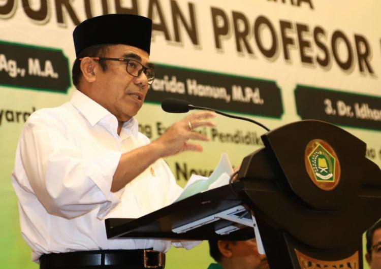 Menteri Agama Tegaskan Pemerintah Tak Atur Teks Khutbah