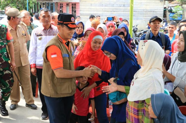 Tinjau Pelayanan, Bupati Beri Perhatian Khusus Penderita Stunting di Nagori Siantar Estate
