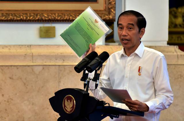 Presiden Jokowi Serahkan 2.929 SK Perhutanan Sosial se-Indonesia di Istana Negara