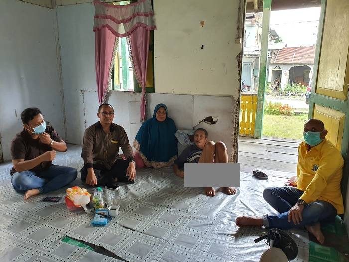 Ketua Golkar Sumut Ijeck Bantu Wartawan Terkena Stroke