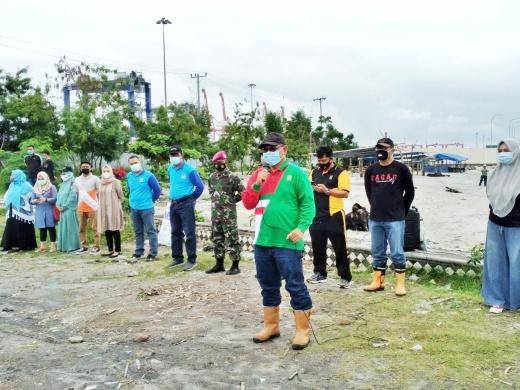 Plt Walikota Medan Imbau Masyarakat untuk Menjaga Kebersihan Pantai