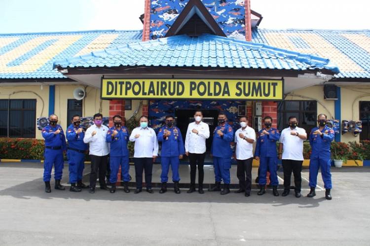 Pengurus Kadin Sumut dan Kadin Medan Silaturahmi ke Dit Polair Polda Sumut di Belawan