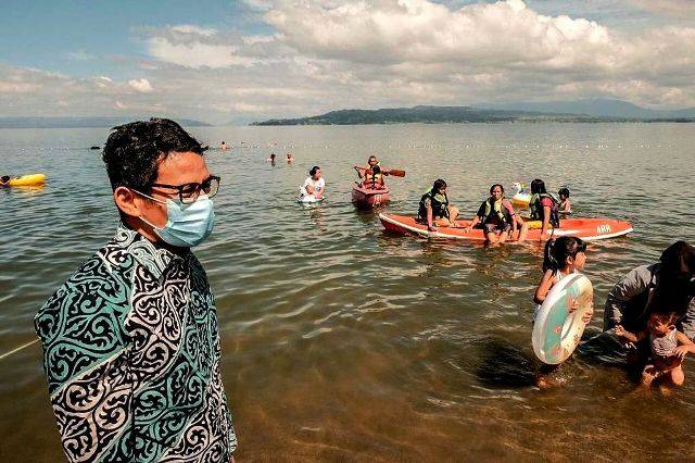 Sandiaga Uno Kunjungi Danau Toba, Dorong Potensi Wisata dengan Sport Tourism