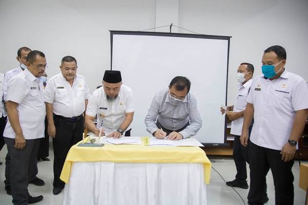 Pemkab Labuhanbatu Terima Hibah Tanah dari PT Pangkatan Indonesia