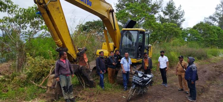 Polisi Tangkap 4 Pelaku Pembalakan Kawasan Hutan Ajibata, Satu Unit Excavator Disita