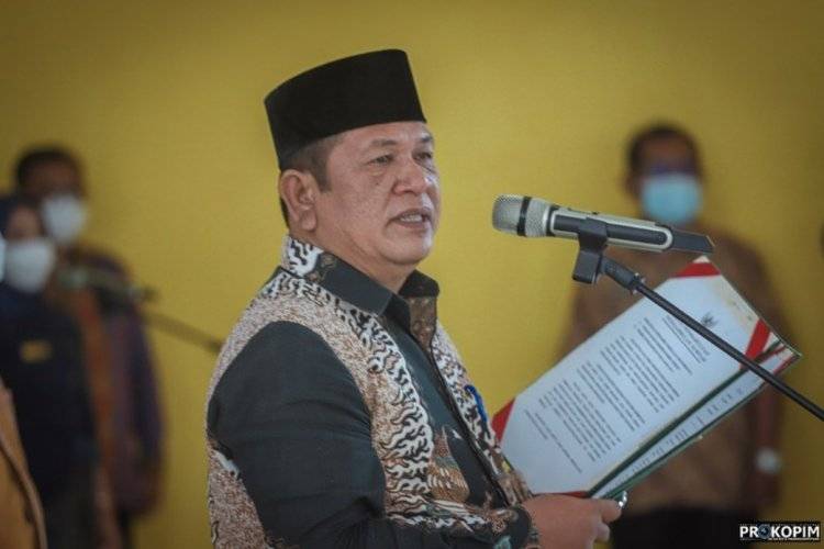 Irsan Efendi Nasution Kukuhkan 182 Apratur Sipil Negara (ASN) Kota Padangsidimpuan