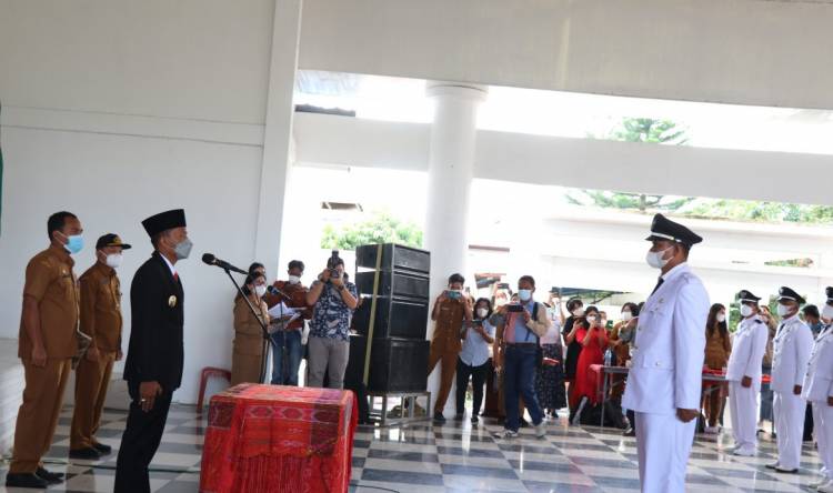 Lantik Kepala Desa Terpilih Periode 2022-2028, Wabup Toba : Kita Pelayan bagi Masyarakat