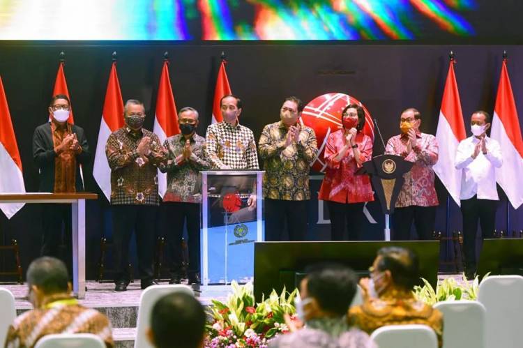Dengan Kerja Keras Bersama, Presiden Jokowi Optimistis Indonesia Dapat Lalui Tantangan Tahun 2022