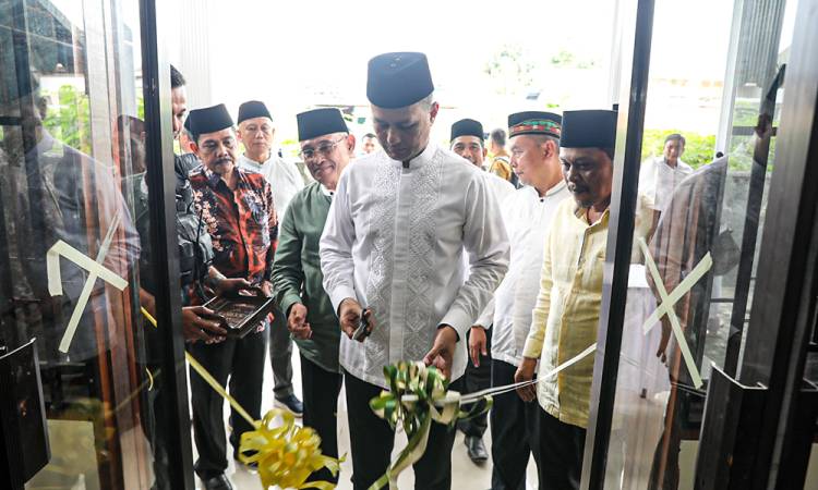  Resmikan Gedung Fastabikul Khairat Tebingtinggi, Ijeck Imbau BKM Lakukan Inovasi