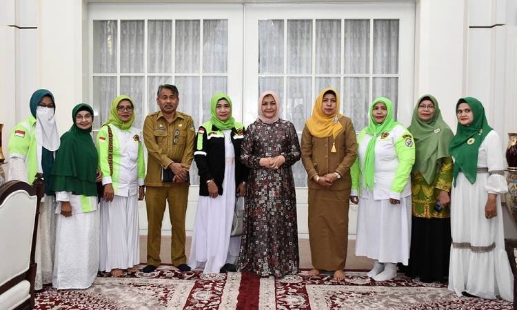 Sambut Kehadiran Kelompok Pengajian Muslimah di Sumut, Nawal Minta Kaum Ibu Siap Berkorban untuk Kebaikan Umat