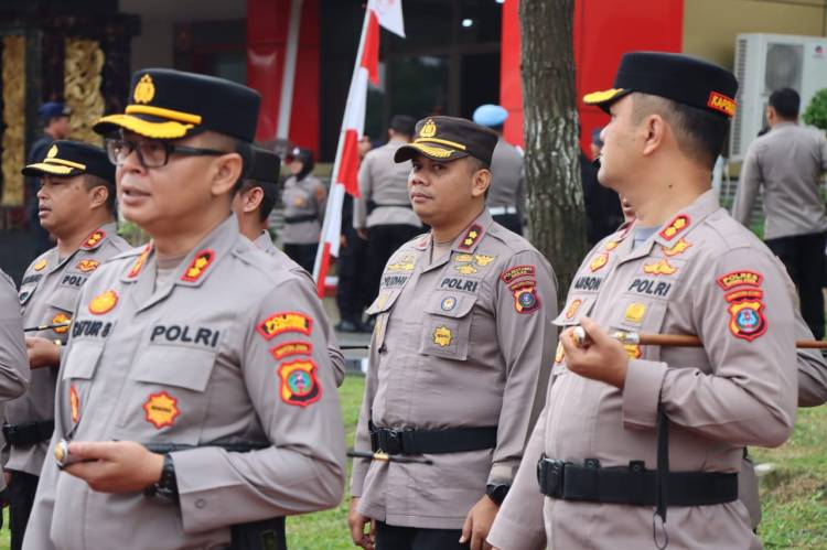  Wakapolrestabes Medan Hadiri Sertijab Wakapolda Sumut 