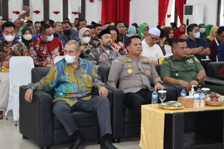 Wakapolrestabes Medan Hadiri Pendistribusian Zakat Nasional Kepada Kaum Duafa 