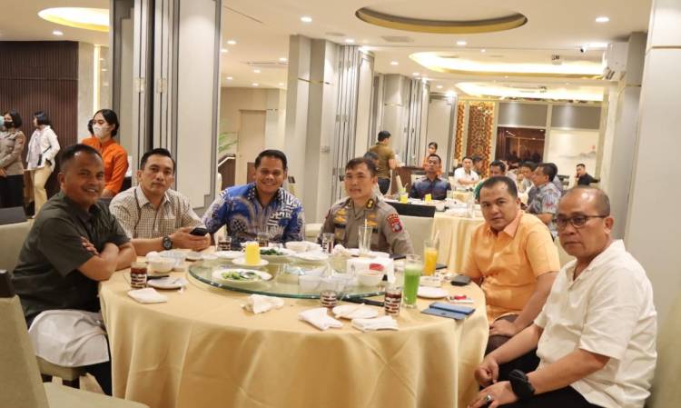 Polrestabes Medan Hadiri Jamuan Makan Malam dengan Wakapolda Sumut dan Tim Puslabfor Polri