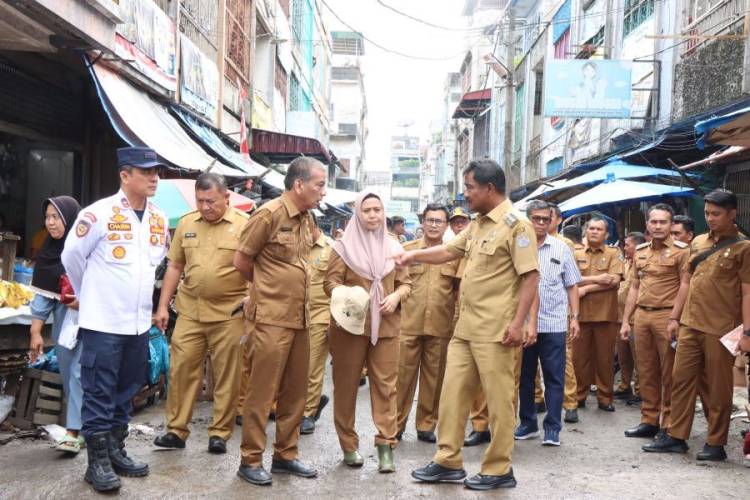 Walikota Binjai Tinjau Progres Pembangunan Pasar Tavip