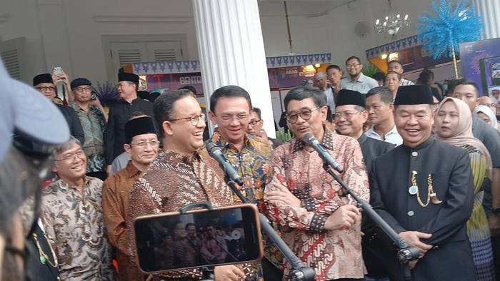 Menanti Kejutan Ahok dan Anies