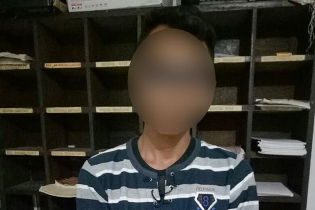 Seorang Ibu Pergoki Oknum Pegawai Honorer Cabuli Putrinya