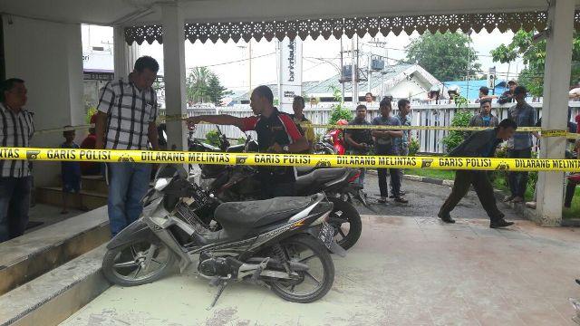 Bank BNI dan Bank Riau Kepri Dilempar Bank Molotov Orang Tak Dikenal