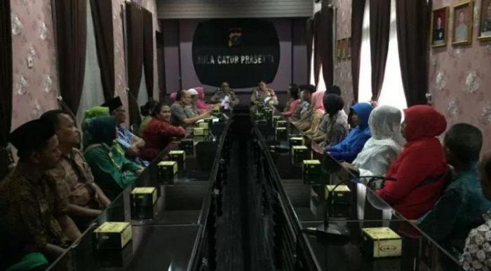 Polres Deli Serdang Gelar Sidang Pembinaan BP4 Pernikahan