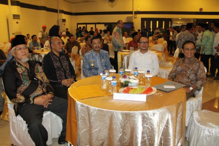 Menaker dan Gubernur Sumut Bersilaturahim dengan IKA-PMII Sumut