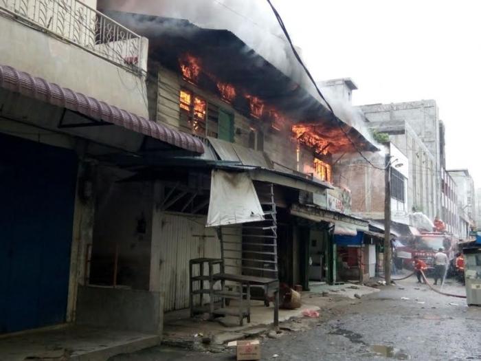 Kawasan Pasar Tavip Kembali Terbakar, 10 Rumah Jadi Korban