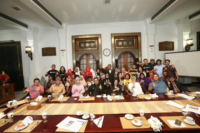 Gandeng Kitabisa.com, Ridwan Kamil Entaskan Kemiskinan Melalui Family for Family