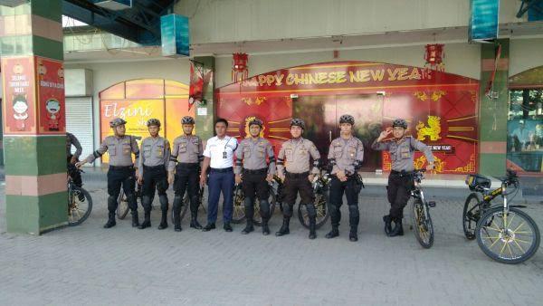Perketat Objek Vital, Personil Sat Sabhara Deli Serdang Patroli Bersepeda