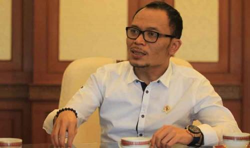 Menaker Sebut Isu Serbuan TKA Ilegal Lebay
